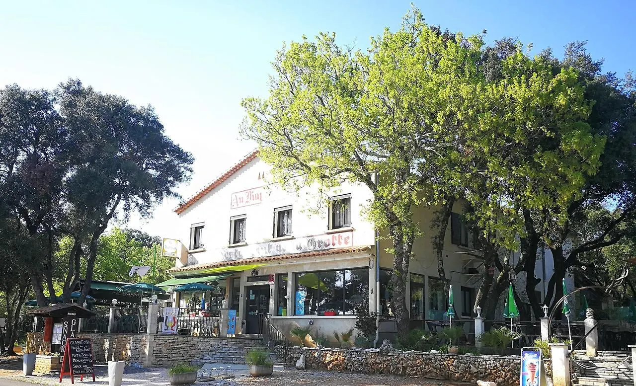 **  فندق Terrasses De L'Aven Orgnac-lʼAven فرنسا